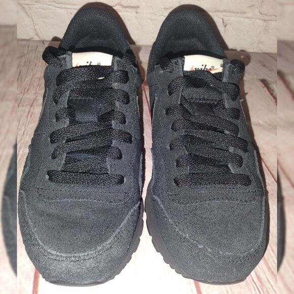 Nike Limited Edition CDG Air Pegasus 83 Gold - Picture 4 of 11